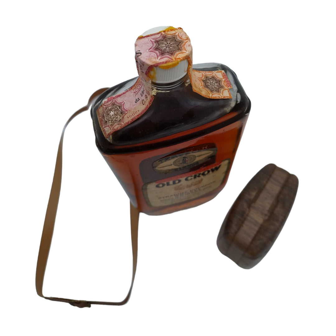 Old Crow Kentucky Straight Bourbon Whiskey 4/5 Quart Traveler - Rue Pinard