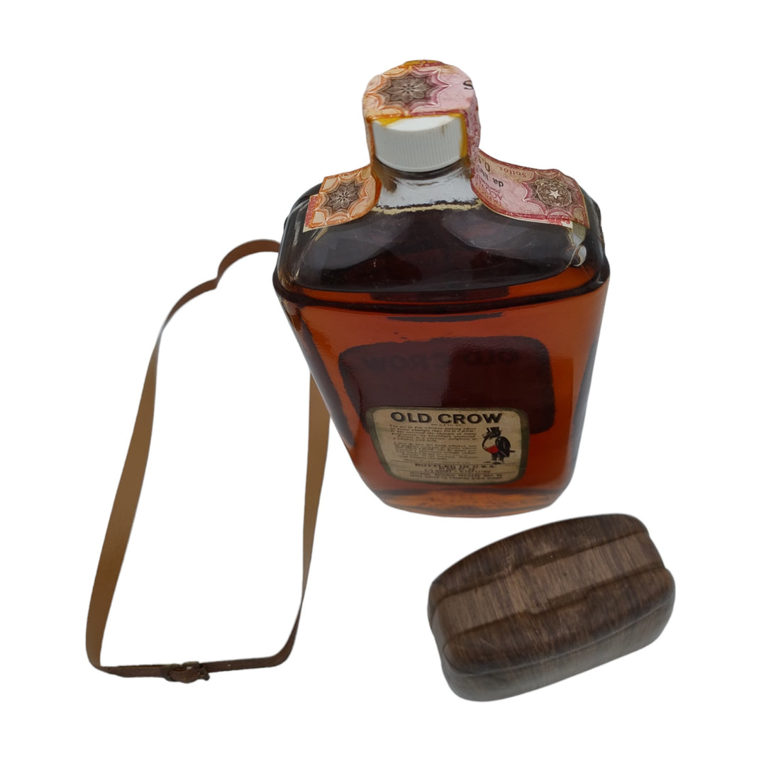 Old Crow Kentucky Straight Bourbon Whiskey 4/5 Quart Traveler - Rue Pinard